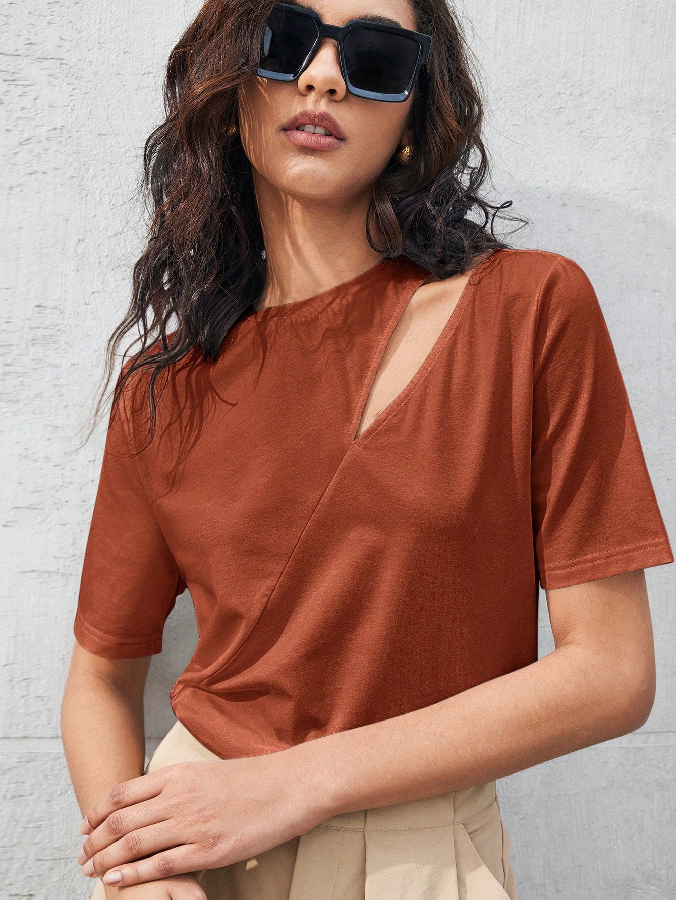T-SHIRT