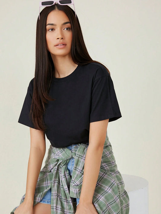 BASIC T-SHIRT