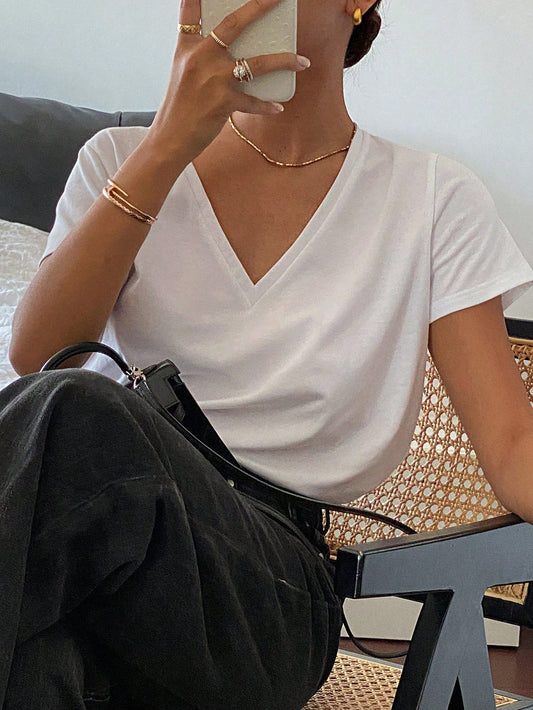 BASIC T-SHIRT