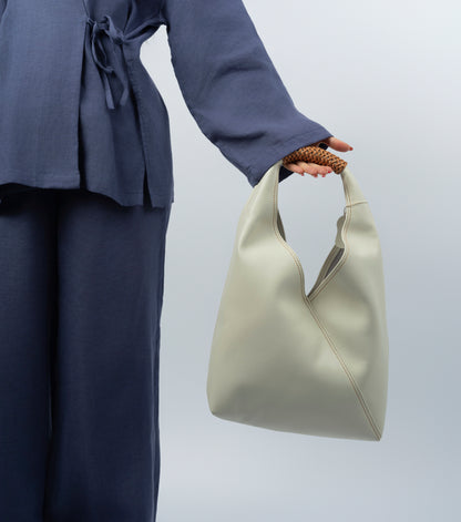 Leather bag