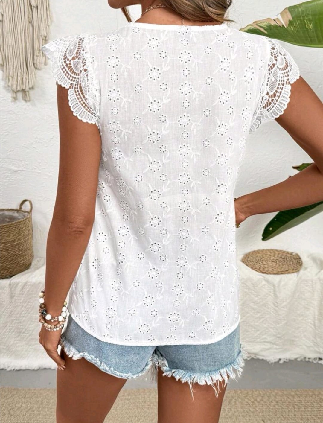 Embroidered shirt