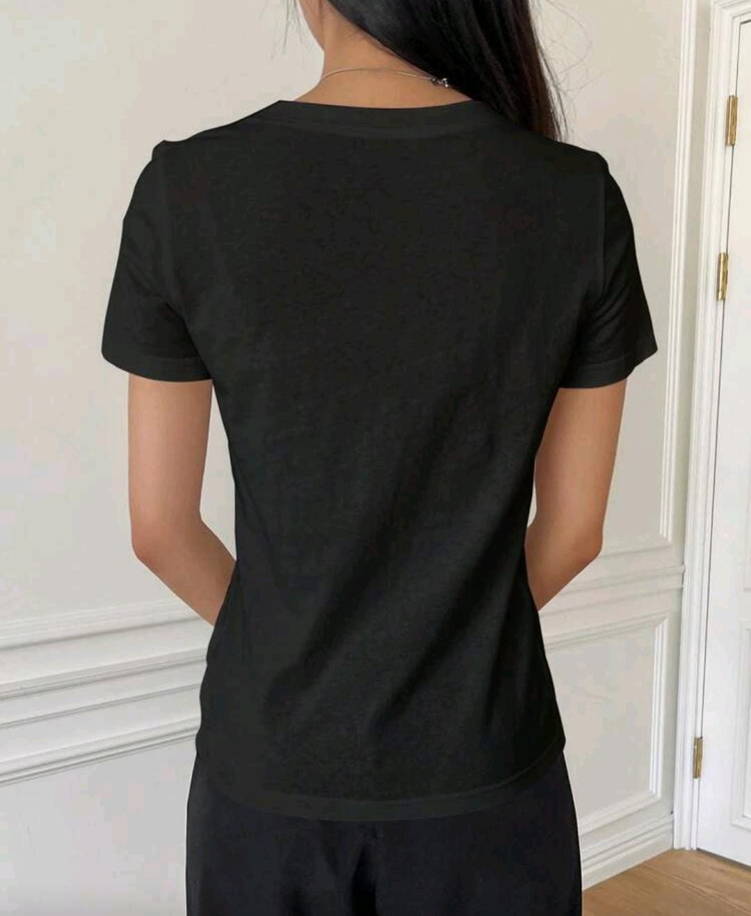 Basic T-Shirt